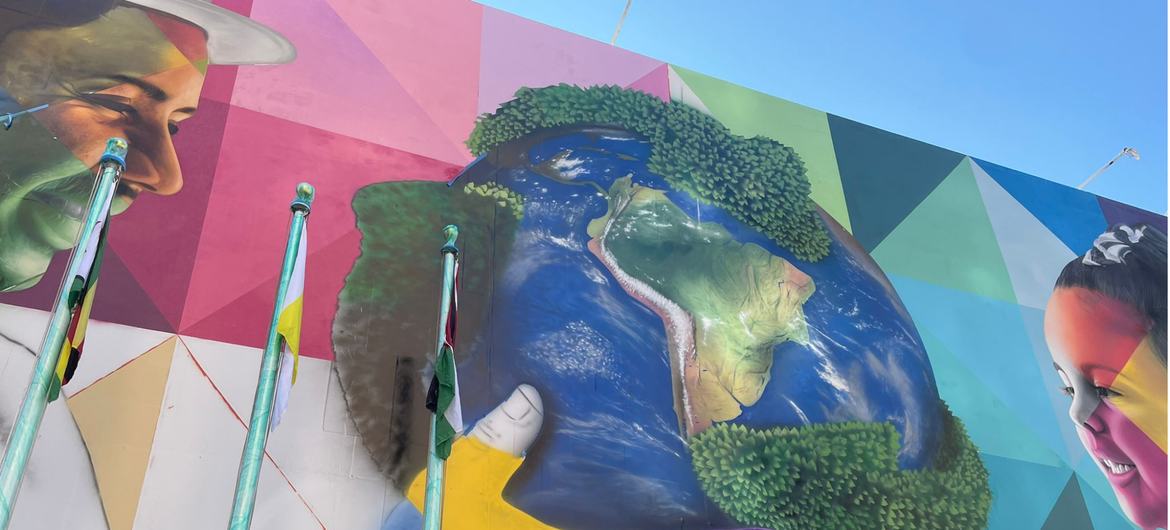 Some of the close-up detail from Brazilian artist Eduardo Kobra's huge new mural dedicated to sustainablity, on the wall of UN Headquarters, in New York. Some of the close-up detail from Brazilian artist Eduardo Kobra's huge new mural dedicated to sustainablity, on the wall of UN Headquarters, in New York.