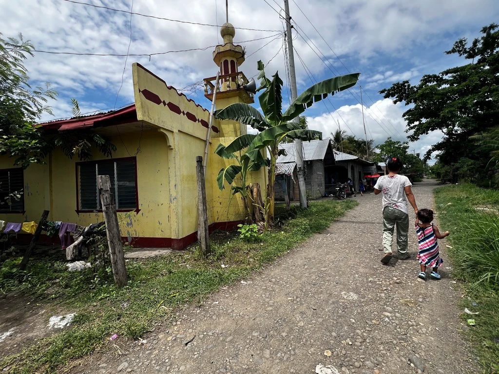 The mosque in Liton. The mosque in Liton.