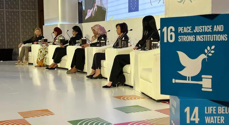 Participants take part in a panel discussion on women entrepreneurs in conflict zones at World Entrepreneurs Investment Forum in Bahrain. Participants take part in a panel discussion on women entrepreneurs in conflict zones at World Entrepreneurs Investment Forum in Bahrain.