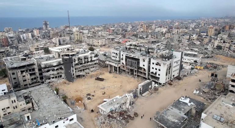 Israeli strike on hospital ‘further cripples’ Gaza’s fragile health system | UN News