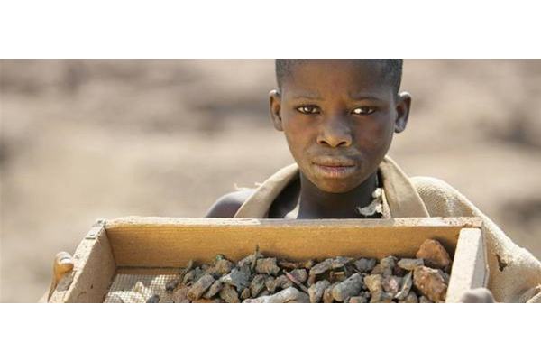 ‘Decisive steps’ needed to keep boys in school – UNESCO report | UN News