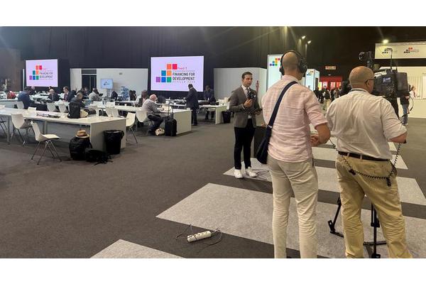 Drowning in debt: New forum in Sevilla offers borrowers chance to rebalance the books | UN News