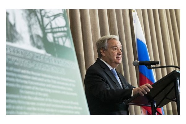 Portraits show ‘dignity and humanity’ of Holocaust survivors, 75 years after Auschwitz liberation | UN News
