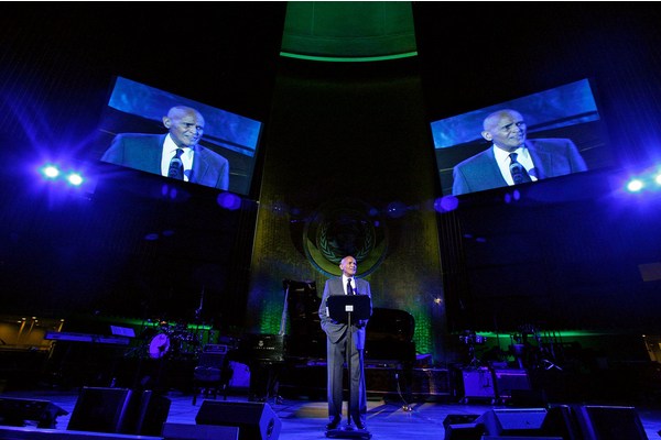 UN salutes ‘inspiring’ life of civil rights champion Harry Belafonte | UN News