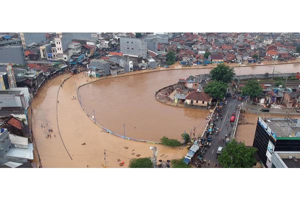 Deadly floods show need for faster, wider warnings, UN agency says | UN News