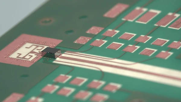 Transmitarray-Antenna_Credit-@CEA_