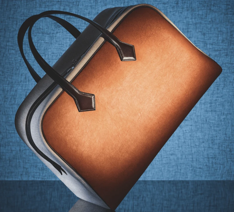 Hermès Victoria Bag in Sylvania made out of Fine Mycelium, H plume canvas and Evercalf calfskin. Credit: Hermès