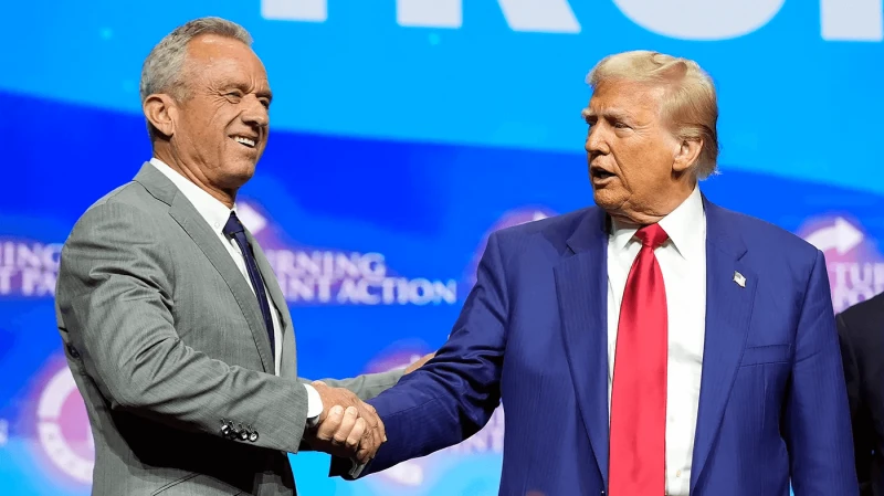 kennedyjrrober_trumpdonald_102324ap01_w