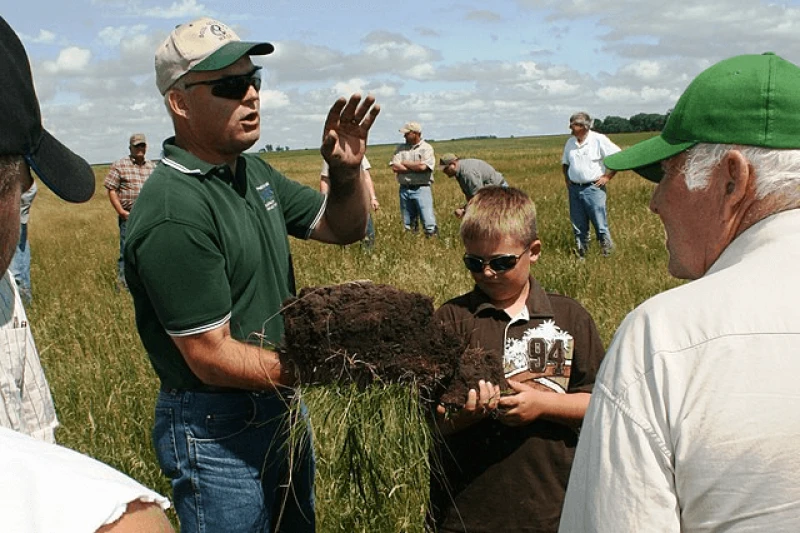 png soil farm "Healthy" soil being displayed. Credit: USDA NRCS South Dakota via CC-BY-SA-2.0