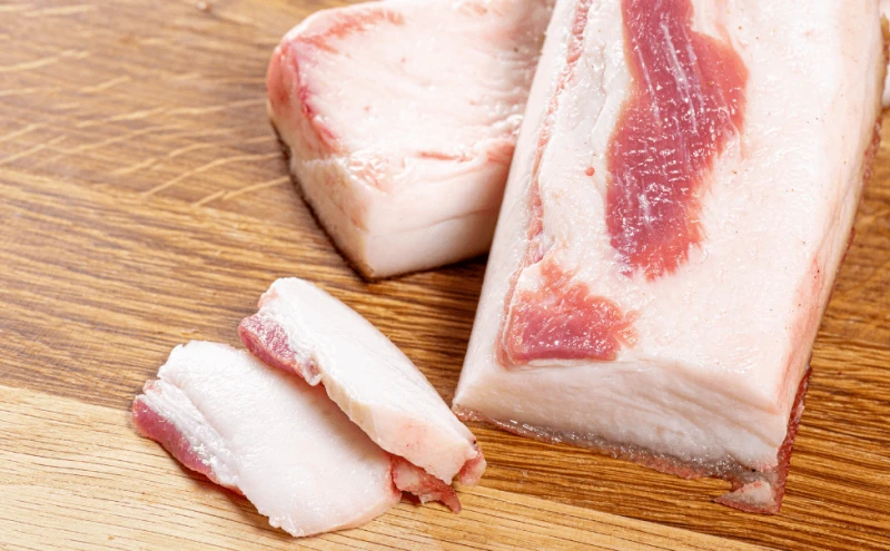 Texture is a pivotal part of the role of a fat substitute. Cellva Ingredients' fat substitute plays a pivotal role in improving the texture of plant-based meat. It's designed to replicate the mouthfeel, juiciness, and succulence of traditional meat, which is often attributed to the fats found in animal products. Credit: Marco Verch Photography via CC-BY-2.0