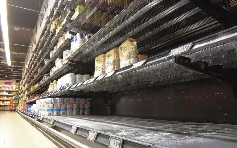 Empty shelves in Bonn, Germany. Credit: Erol Dogrudogan