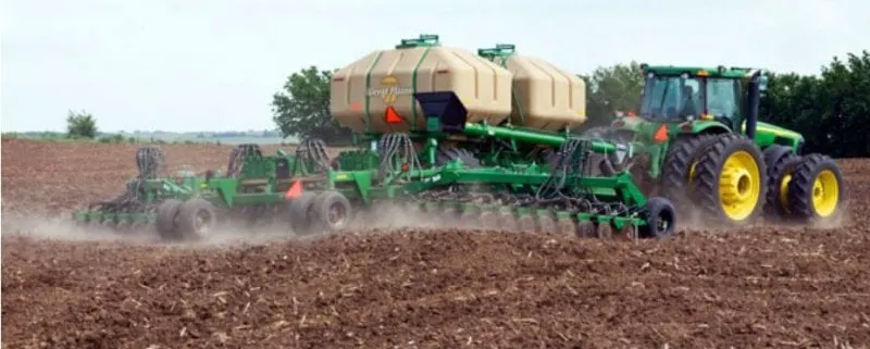 Herbicides are a critical component of no till operations. What alternatives are there for growers to succeed? Credit: John Deere