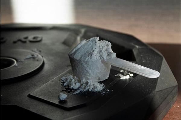 Study Links Use of Multiple Muscle-Building Supplements to Increased Muscle Dysmorphia Symptoms in Youth
