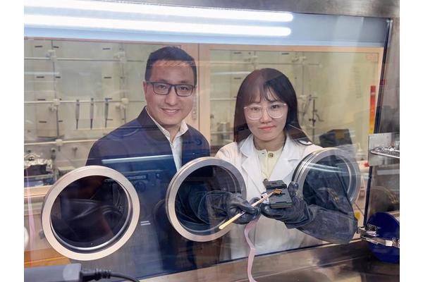 HKUST Discovers Key Nanoscale Mechanisms to Enhance Efficiency and Stability of Perovskite Solar Cells