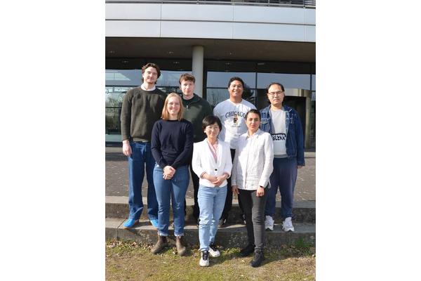 Self-Optimizing Catalysts Enhance Water-Splitting for Sustainable Hydrogen Production