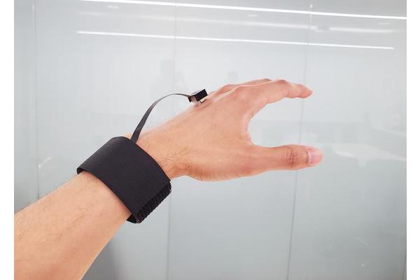 Revolutionizing Sensation: Innovative Wearable Device Replicates the Nuances of Human Touch