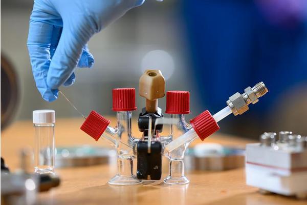 Breakthrough Fuel Cell Technology Poised to Revolutionize Electric Aviation