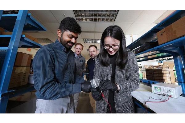 Virginia Tech Researchers Unveil Sustainable, Self-Healing Electronics