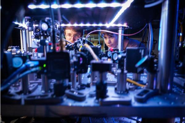 Quantum Navigation Breakthrough: Atom-Based Device Measures 3D Acceleration with Unprecedented Precision