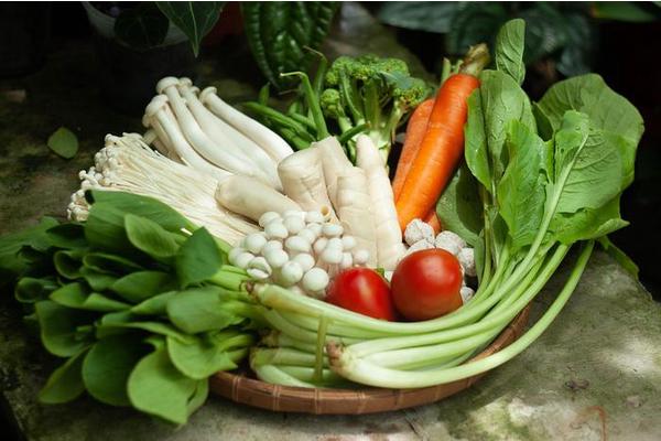 Study Finds Vegetarians Prioritize Independence Over Benevolence Compared to Non-Vegetarians in Polish and US Samples