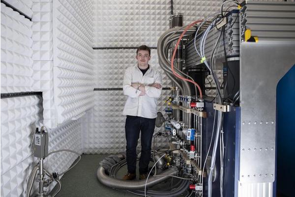 UCC Scientists Pioneer Innovative Quantum Visualization Method to Discover Materials for Next-Generation Quantum Computing