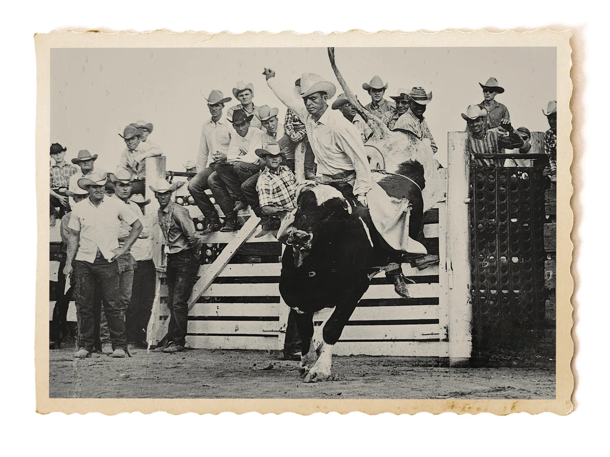 B&W image of man riding bareback