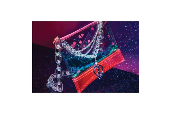 How Aurora’s Electric Bubblegum Is Leading the Y2K Fashion Trend