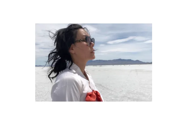 Local Poet Sueyeun Juliette Lee Wants You to Read More Experimental Writing