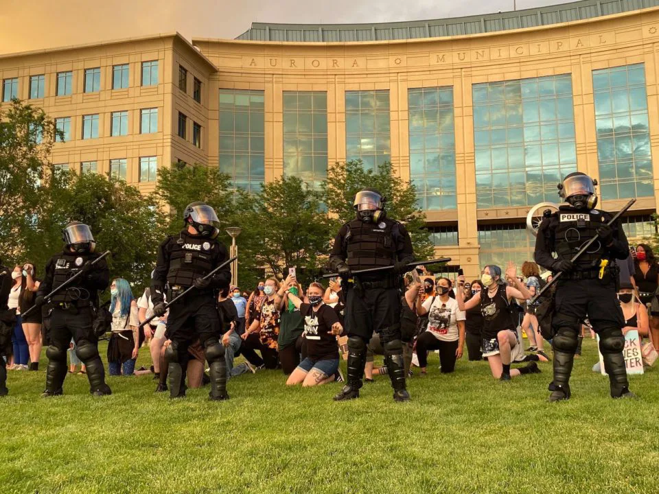 Aurora police