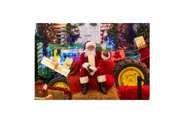 8 Ways to Get in the Holiday Spirit Around the Front Range