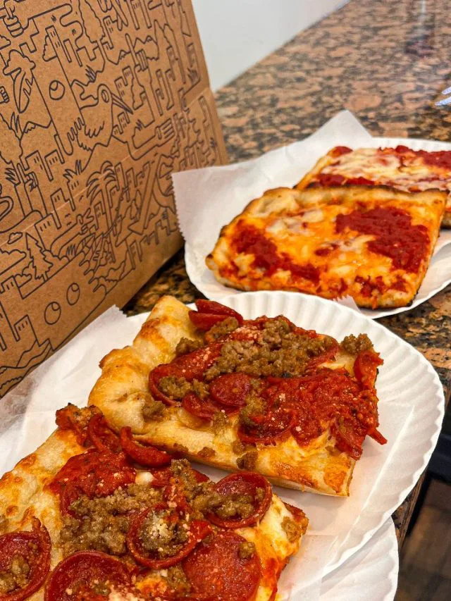 Amazing Pizza In NYC: Village Square Pizza