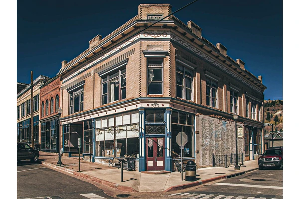 Would You Stay at a Murder Hotel in Victor?