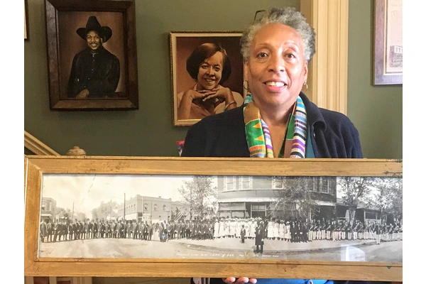 Beyond Five Points Bus Tour Shows Off Local African American History