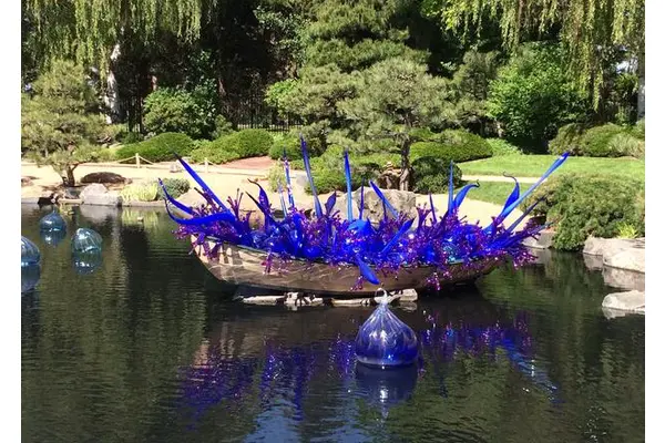 Best Bets: Chihuly at the Denver Botanic Gardens