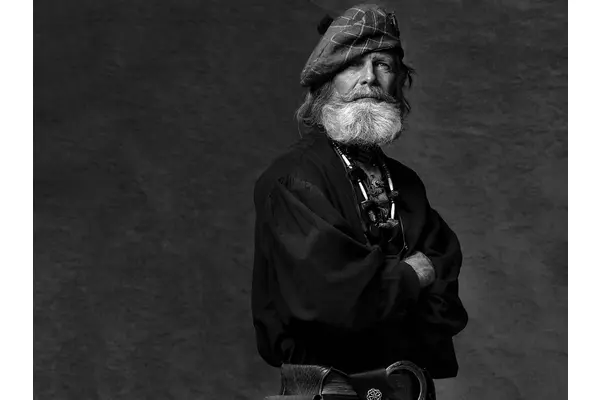 This History-Themed Party Attracts More Than One Thousand People