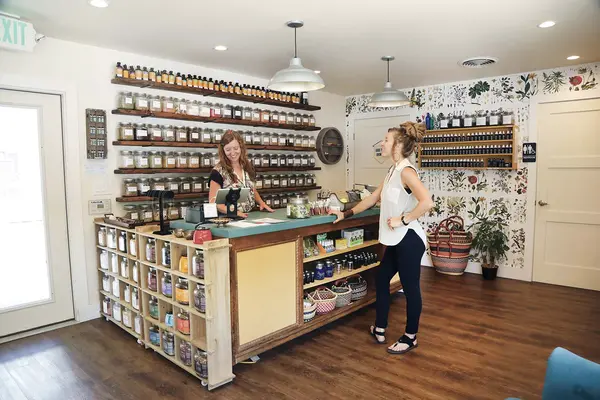 Neighborhood Guide: Lafayette