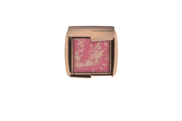Beauty: Statement Pinks & Corals