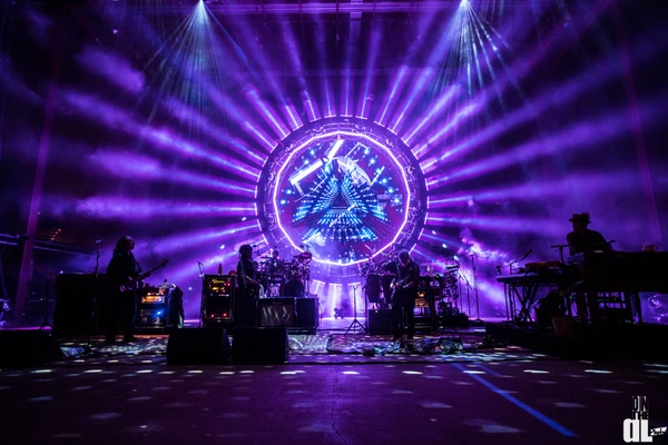 Meet the Man Who Lights up the Stage for String Cheese Incident