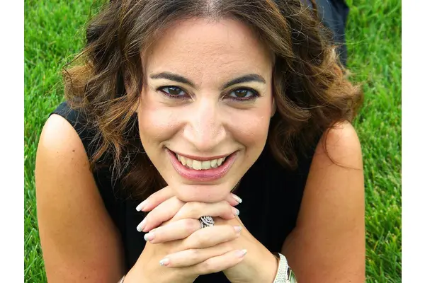15 Minutes With…International Book Award Winner Dafna Michaelson Jenet