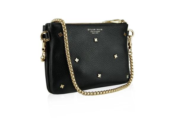 Our Top Fashion Picks for Winter’s Warm- and Cold-Weather Getaways